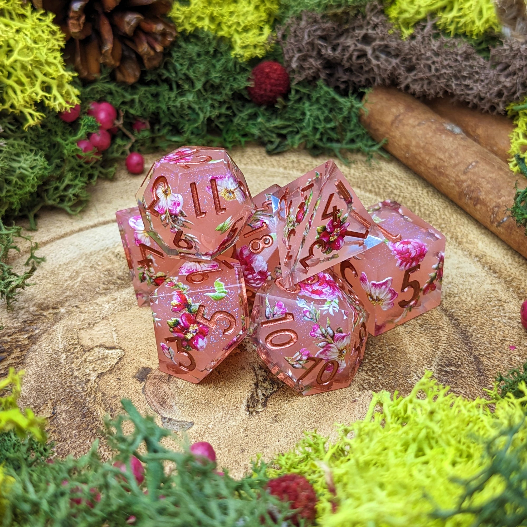 Blushing Blooms | Sharp Edge Dice - Dice Set - Luffleberry