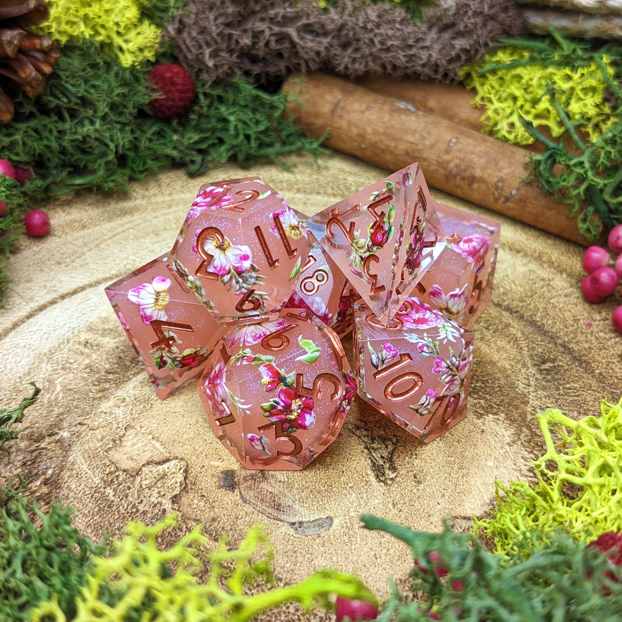 Blushing Blooms | Sharp Edge Dice - Dice Set - Luffleberry