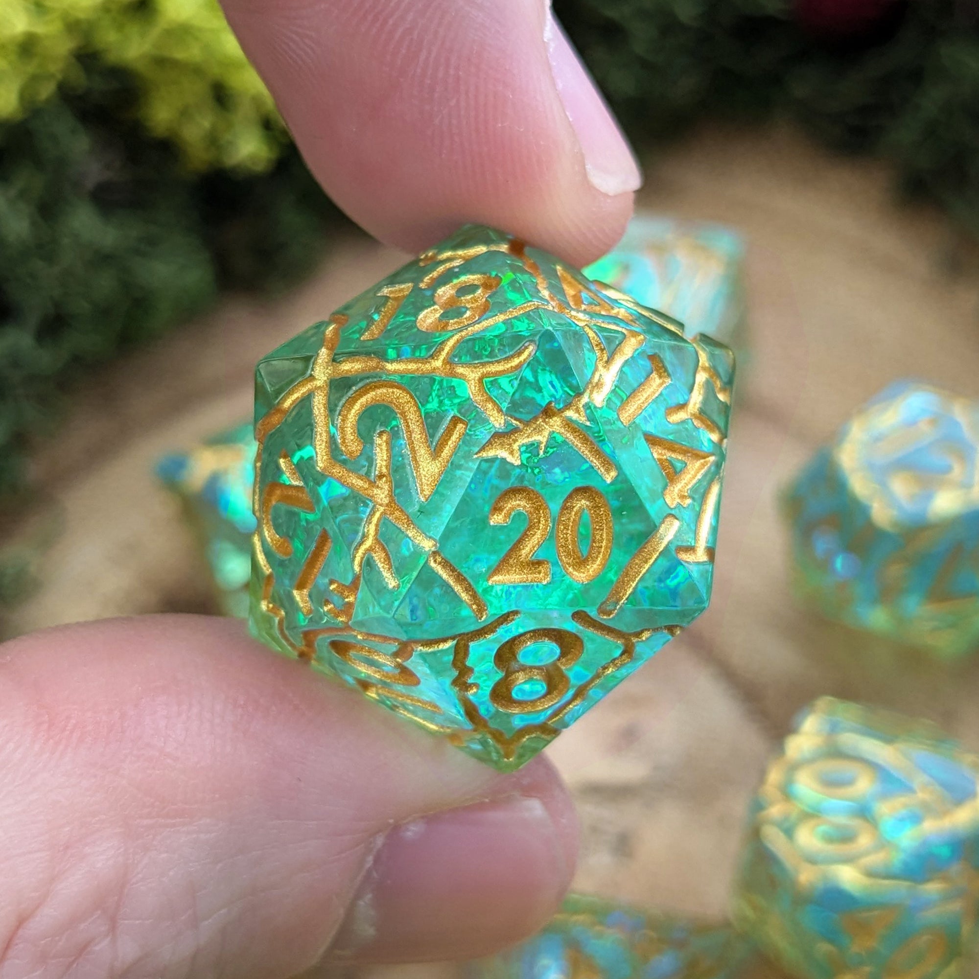 Crystalline Crackle | Sharp Edge Resin Dice - Dice Set - Luffleberry