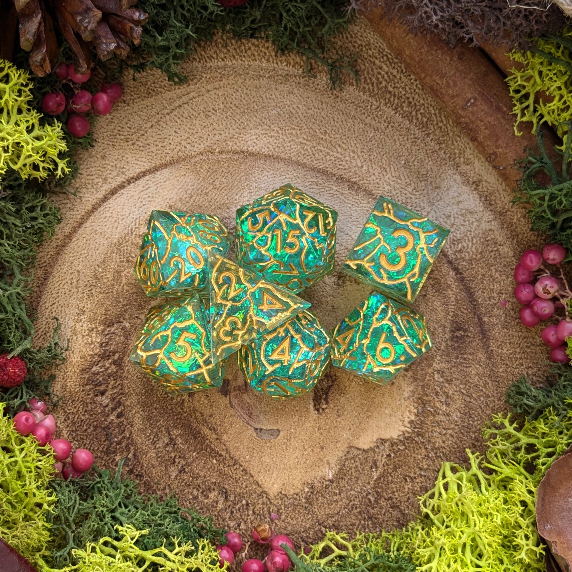 Crystalline Crackle | Sharp Edge Resin Dice - Dice Set - Luffleberry