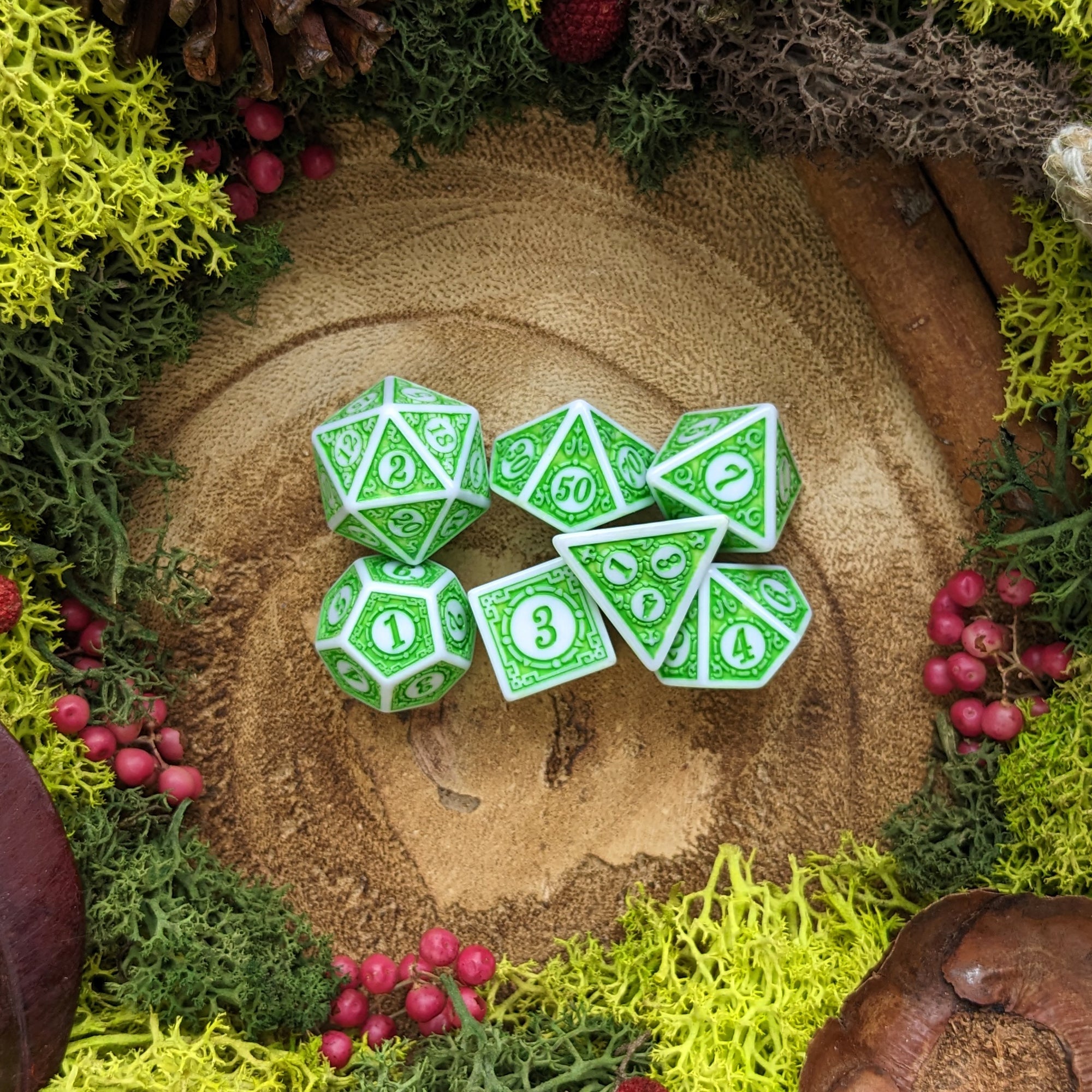 Evergreen Lattice - Dice Set - Luffleberry