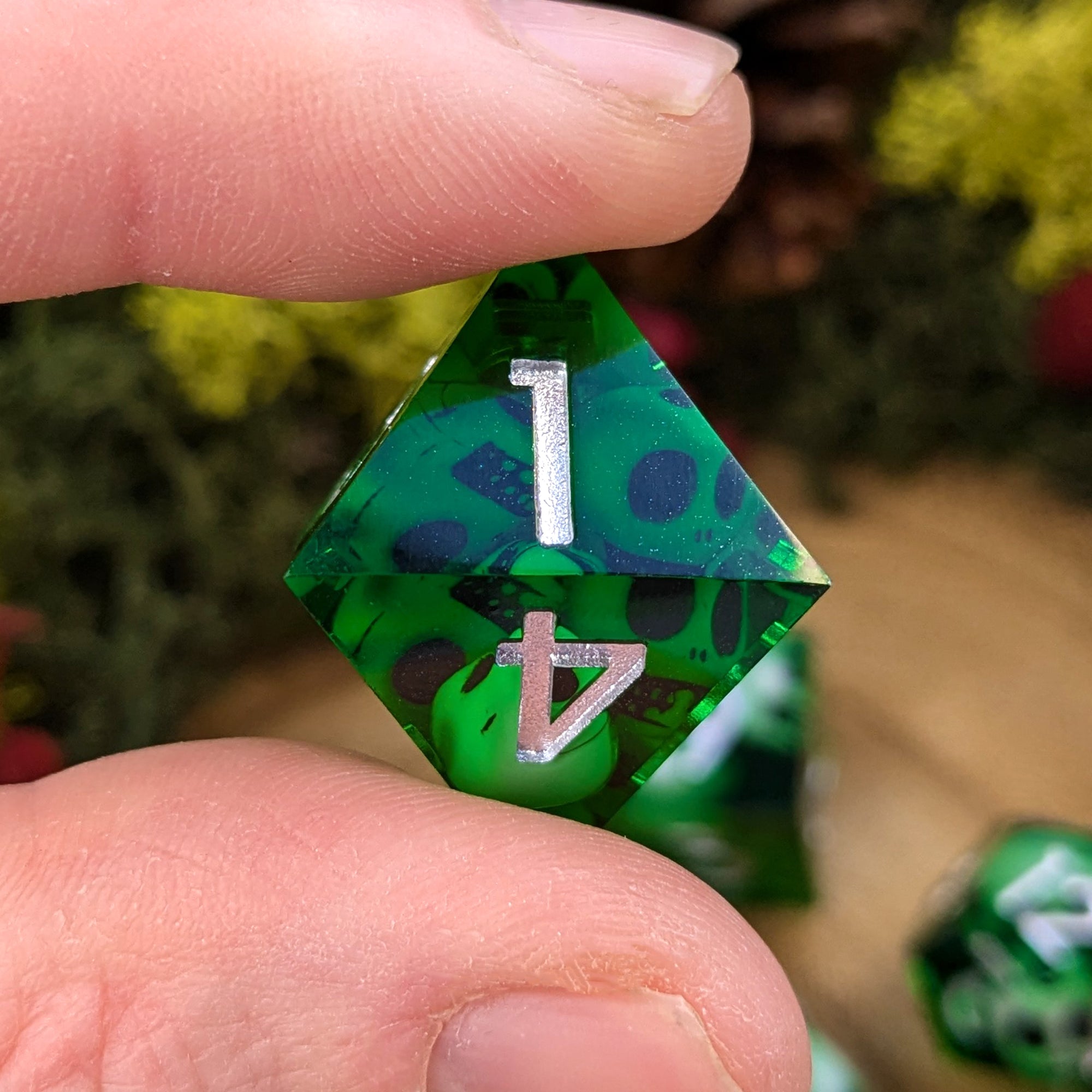 Gelatinous Cube | Sharp Edge Dice - Dice Set - Luffleberry