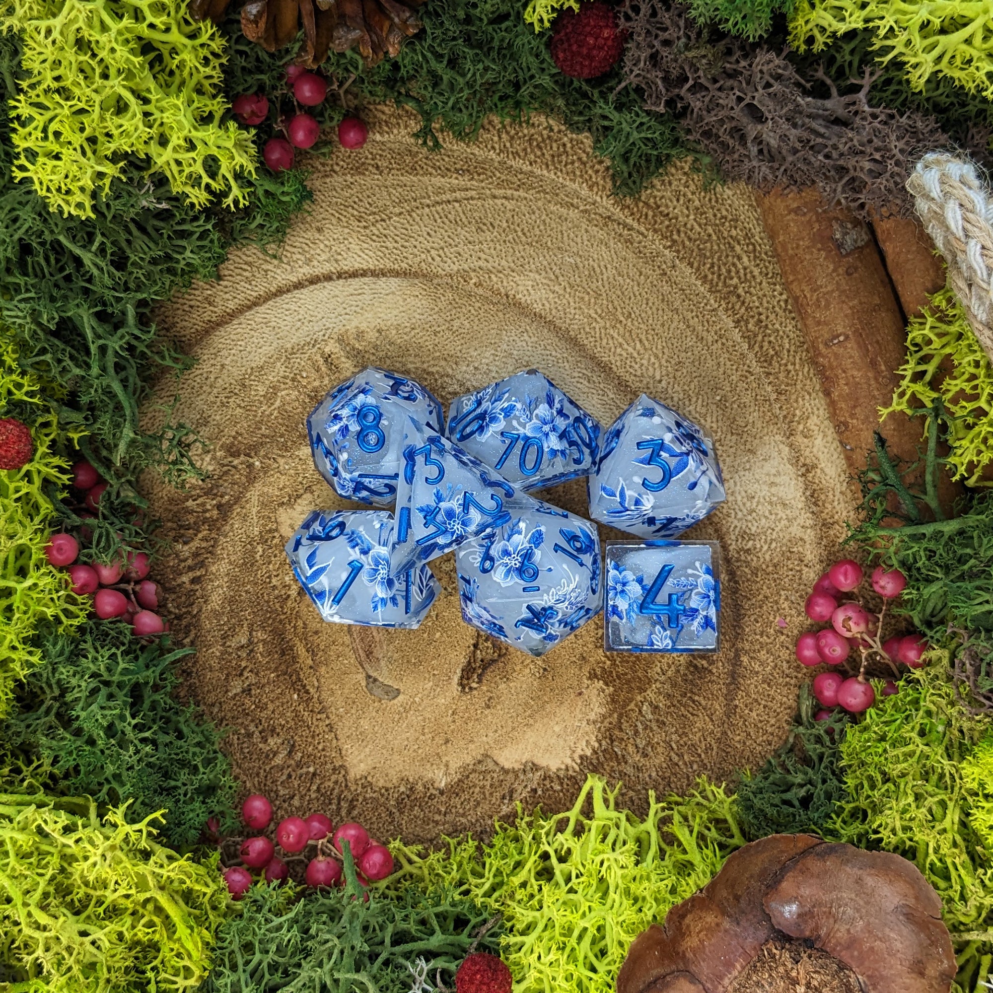 Glitter Delft | Sharp Edge Dice - Dice Set - Luffleberry