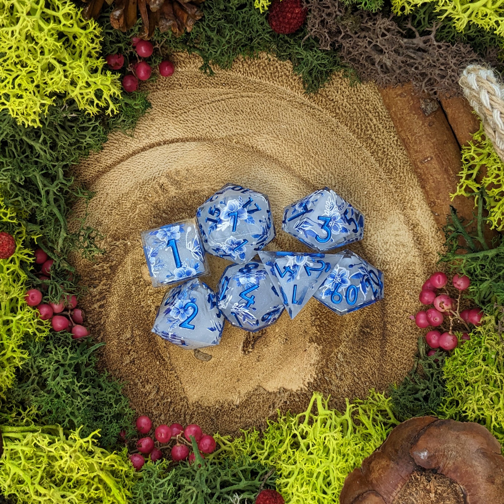 Glitter Delft | Sharp Edge Dice - Dice Set - Luffleberry