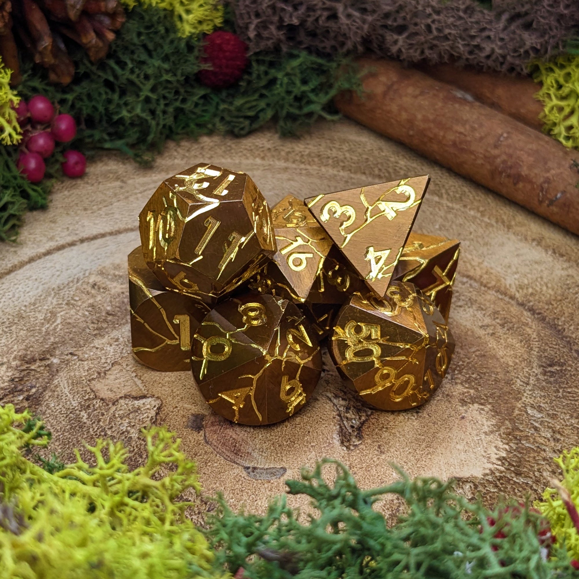 Golden Ruin | Metal Dice