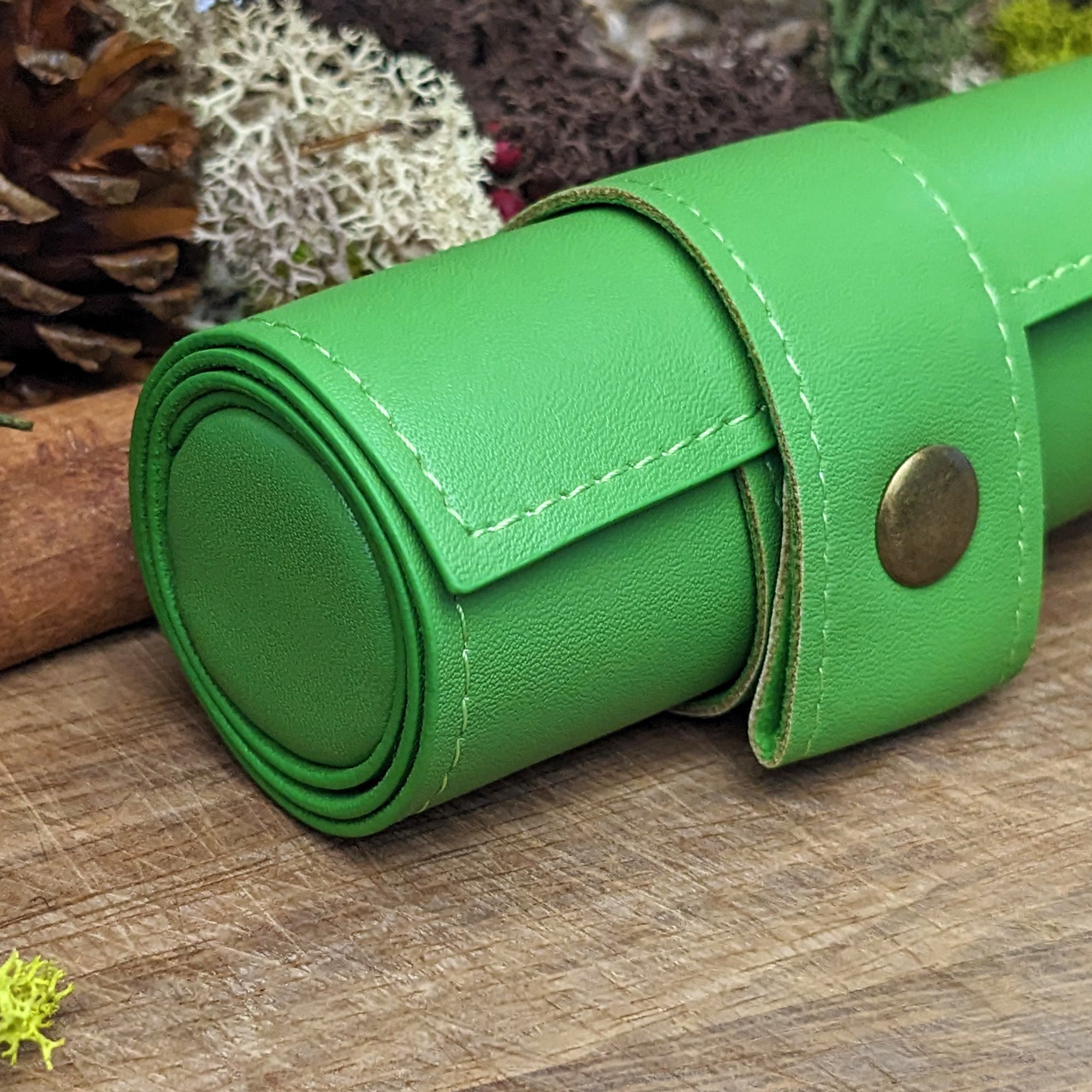 Green Roll Up Dice Mat & Storage - Dice Tray - Luffleberry