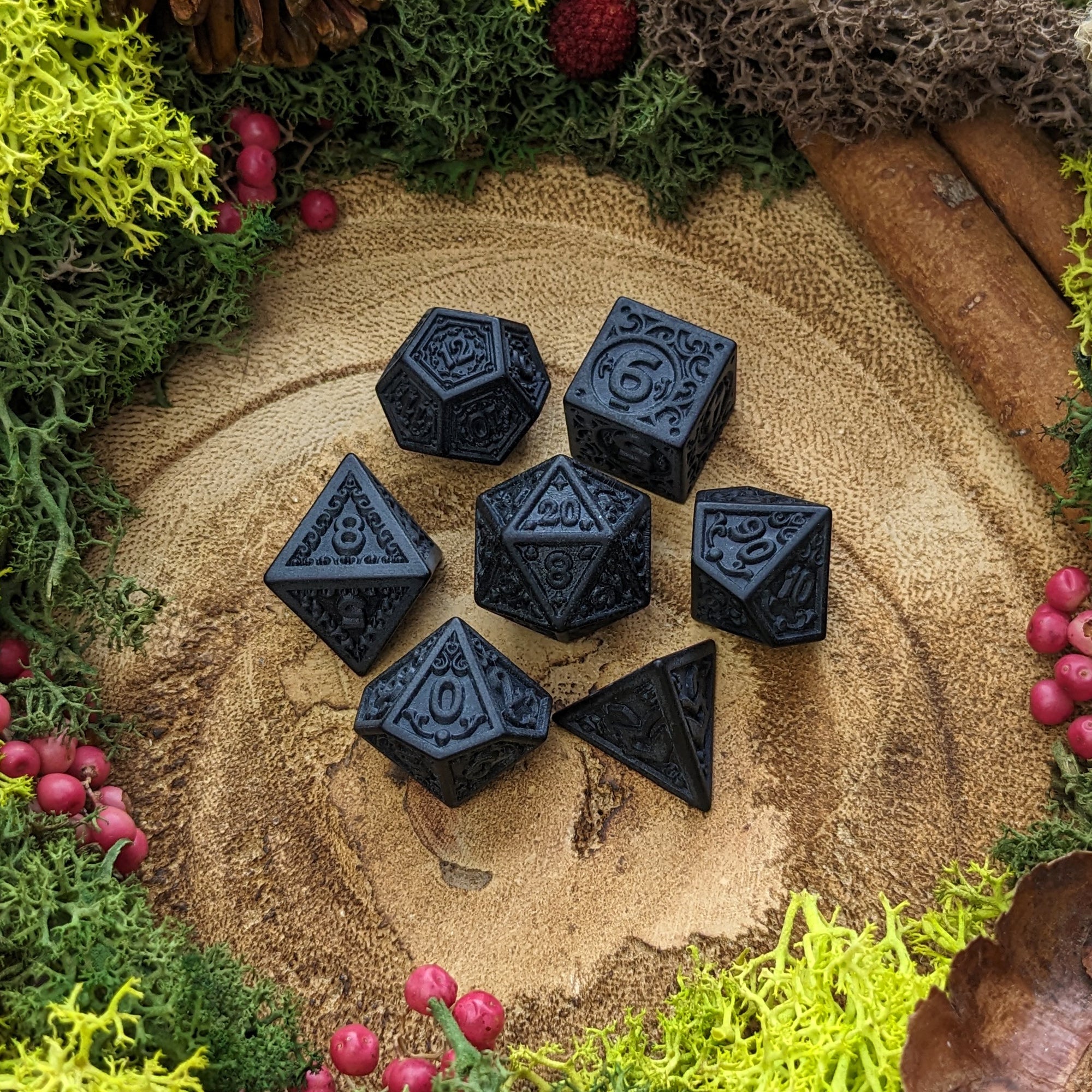 Obsidian Flourish - Dice Set - Luffleberry