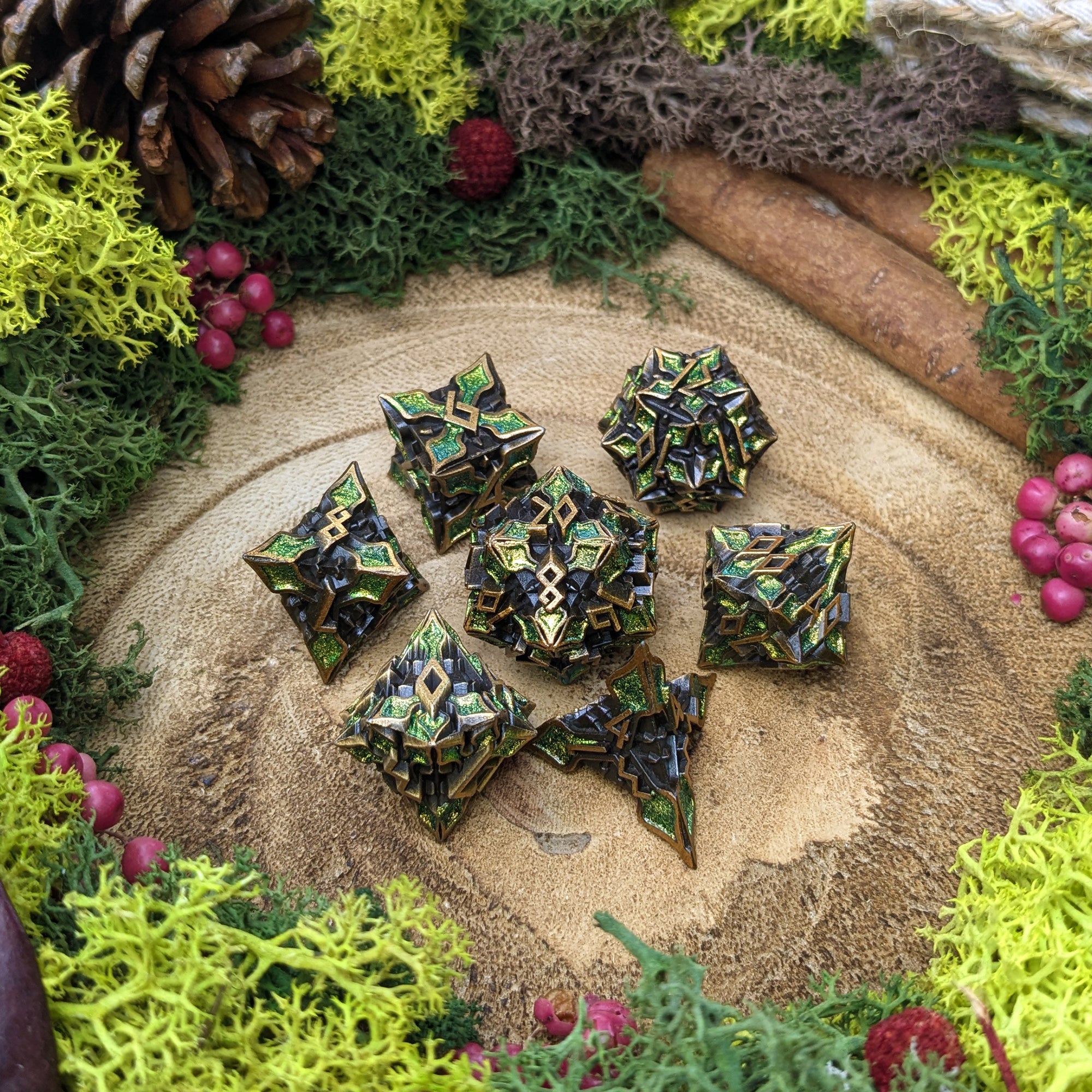 Sylvan Leaf | Metal Dice - Dice Set - Luffleberry