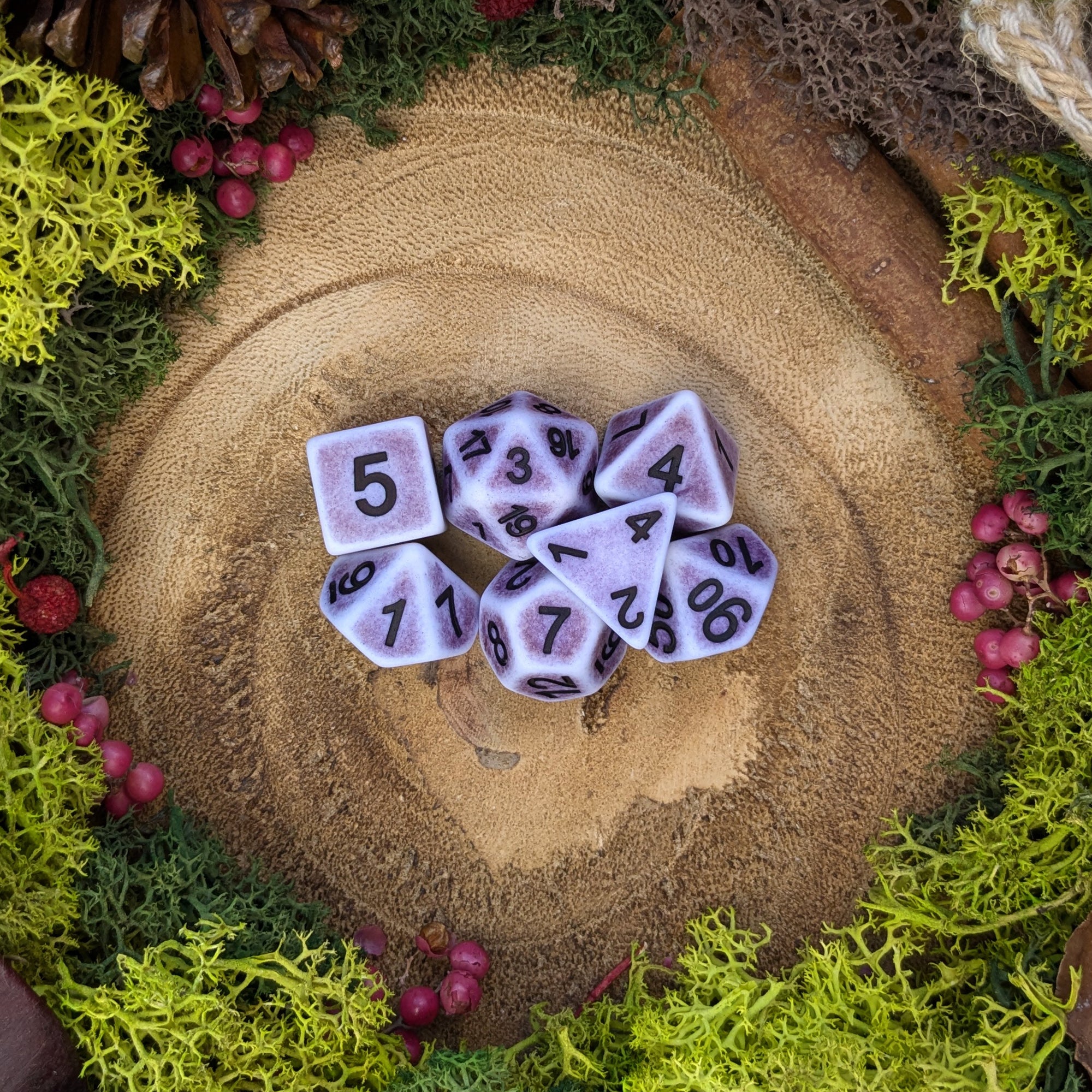 Violet Snow - Dice Set - Luffleberry